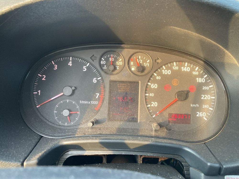 Audi a3 8l 96 1.8 benzyna