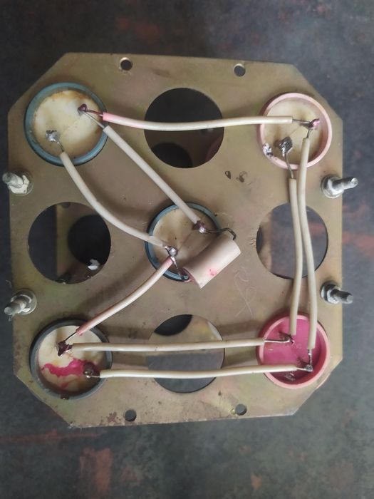 Блок конденсаторів 4000мкф 25в СССР