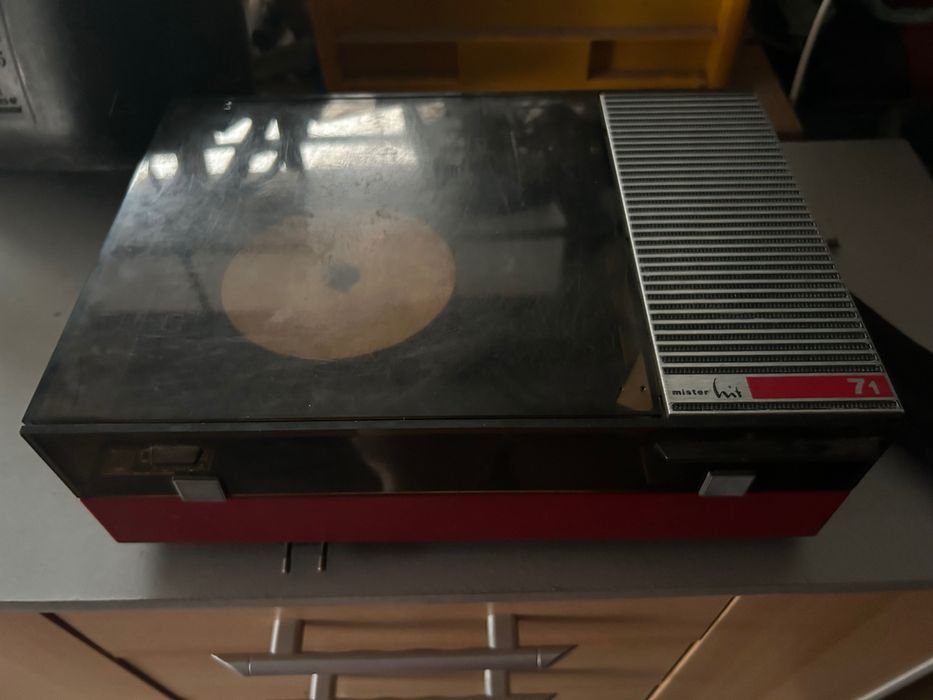Gramofon Unitra Fonica Mister Hit 71 – klasyk z lat 70