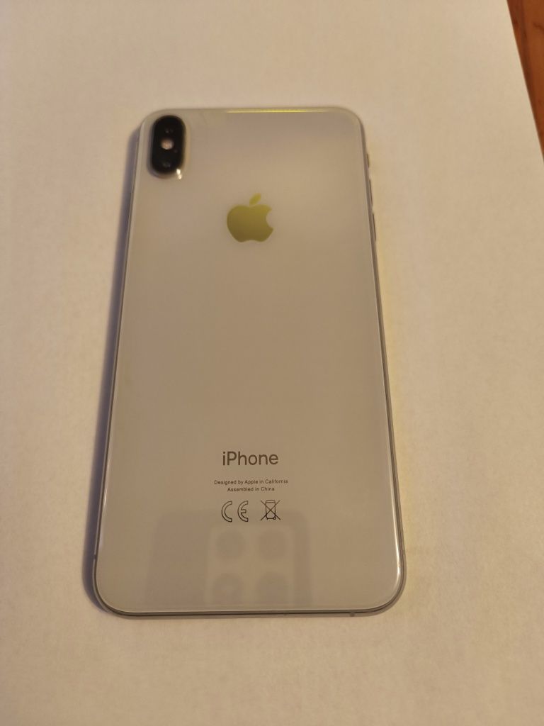 Iphone xs max 64 gb