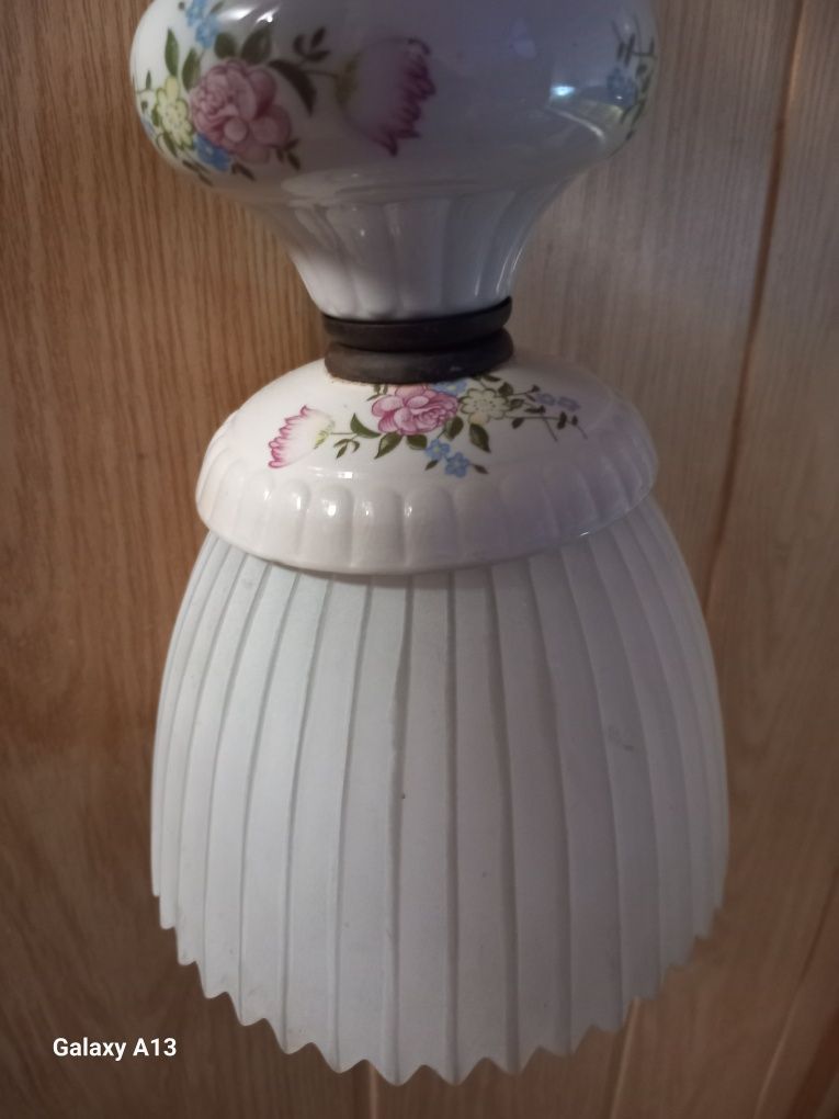 Lampa porcelanowa