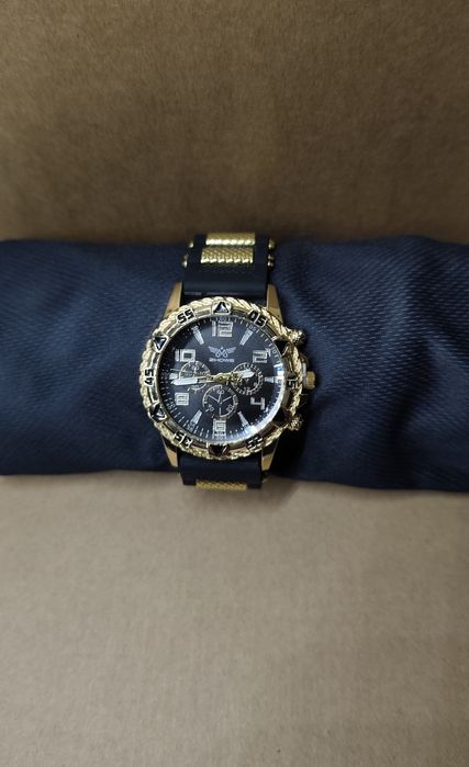 Чоловічий годинник з хрестиком і браслет