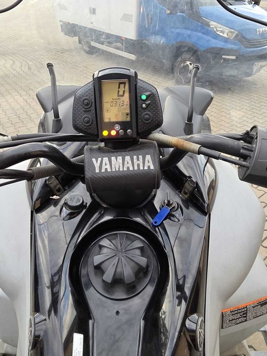 Skuter Śnieżny YAMAHA Venture z przyczepka / mały przebieg