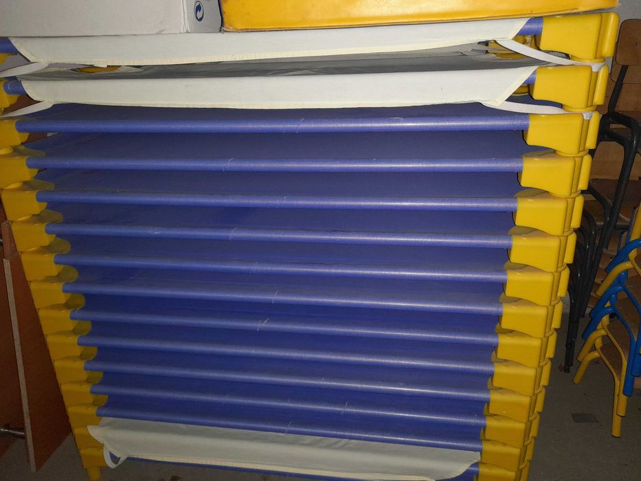 Catre Empilhável para criança