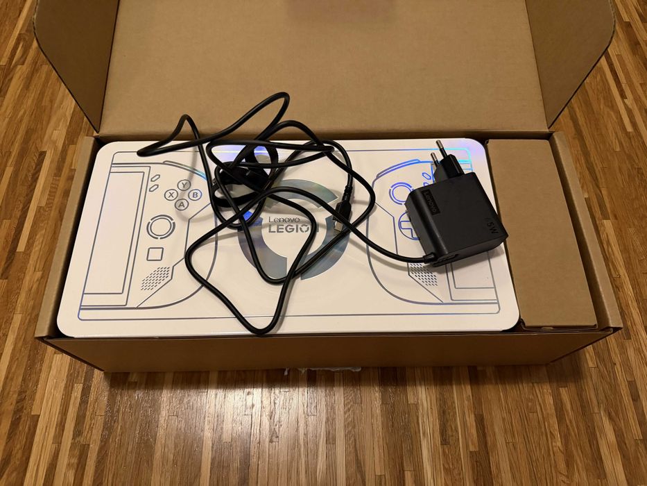 Konsola Lenovo Legion Go S biały + etui + szkło + gratis gry