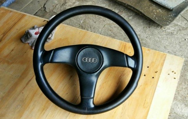 Руль Audi 80 90 100 200 A4 A5 A6 S2 S4 Quattro RS Nardi momo