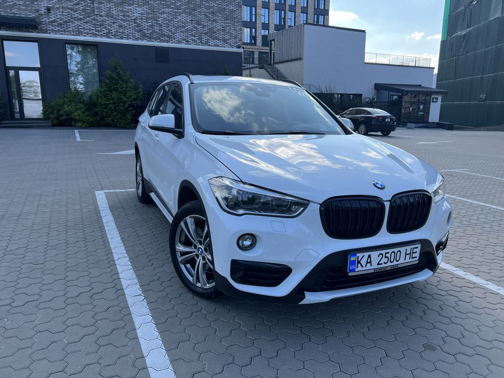 BMW X1 2019 2.0. дизель xDrive 190 к.с.