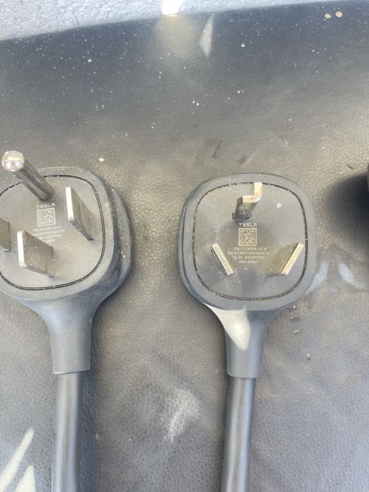 Адаптори перехідники Тесла