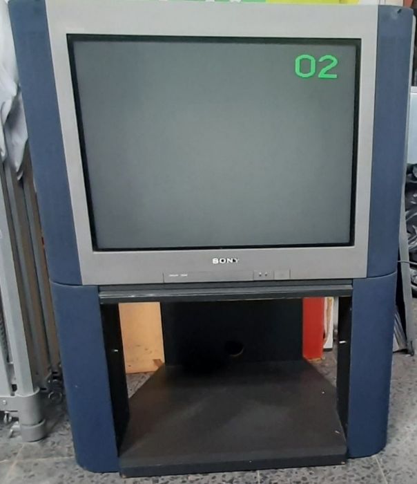 Lote de 5 televisões