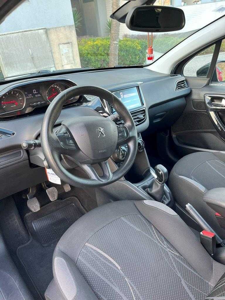 Peugeot 208 1.4cc 95cv Gasolina