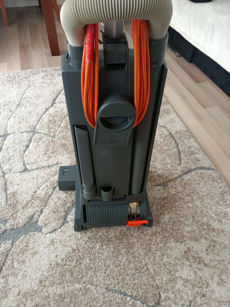 Odkurzacz Johnson Diversey z turbo szczotka
