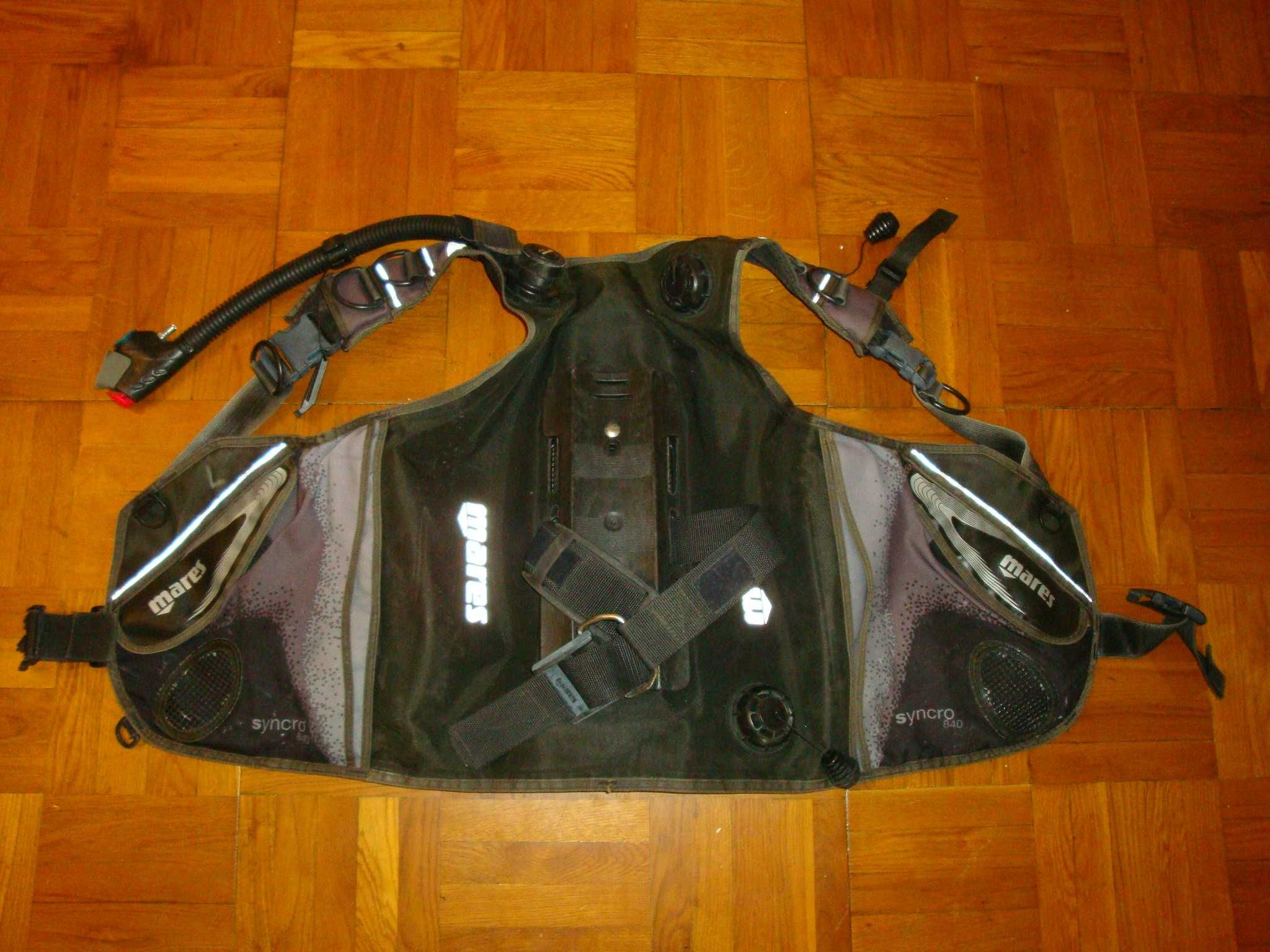 Компенсатор ( BCD ) MARES ( SYNCRO ) - дайвинг , размер 52-54 ( L-XL )