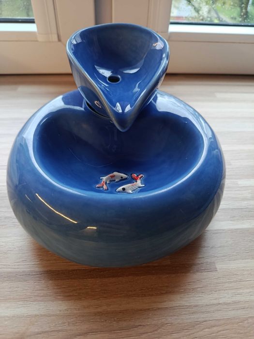 Fontanna poidełko dla psa lub kota