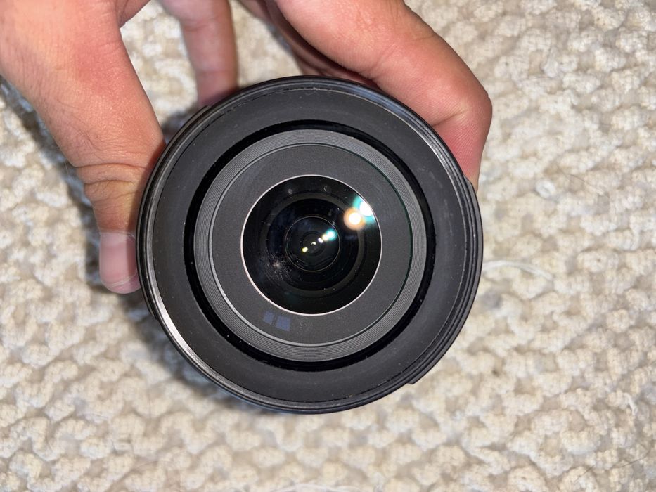 Objetiva Nikon AF-S Nikkor 28-300mm f/3.5-5.6G ED VR