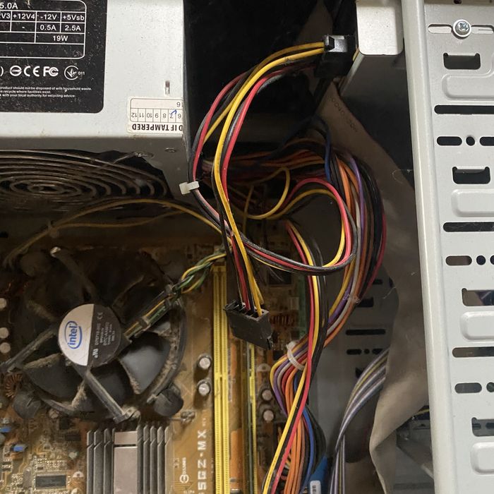 Блок живлення на запчастини