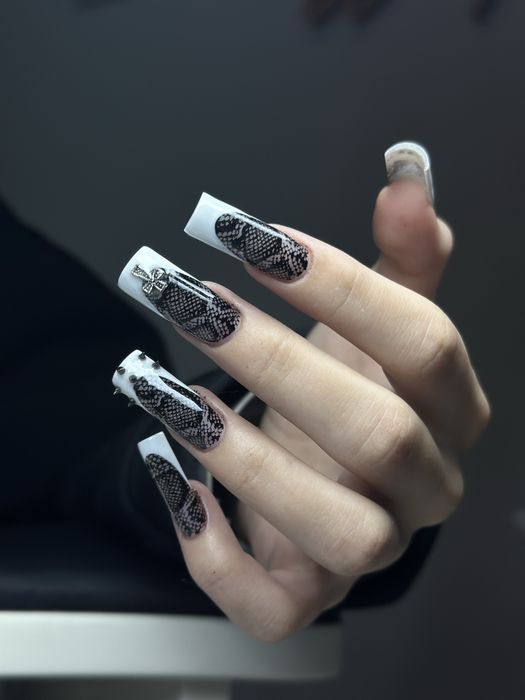 Манікюр, нарощення пл.Фестивальна