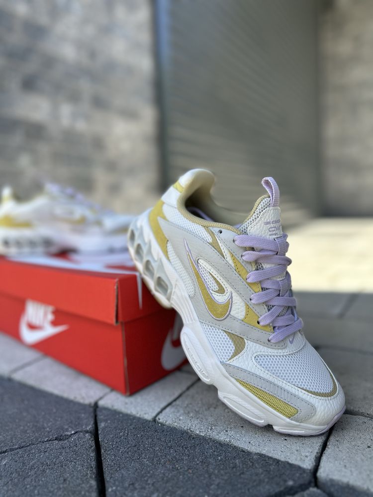 Жіночі оригінальні кросівки Nike Zoom Air Fire DV6977 100
