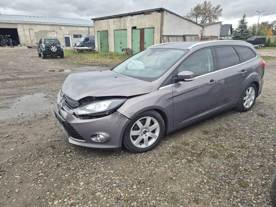 Ford Focus 1.6 Ecoboost 150KM Uszkodzony z Niemiec