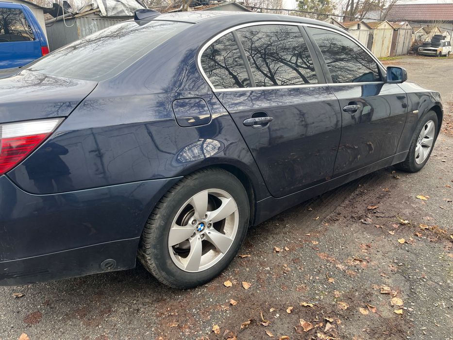 Продаж авто БМВ е60
