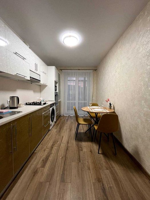 Приємні апартаменти в самому Центрі, Корпусний сад - Мережа HELEN