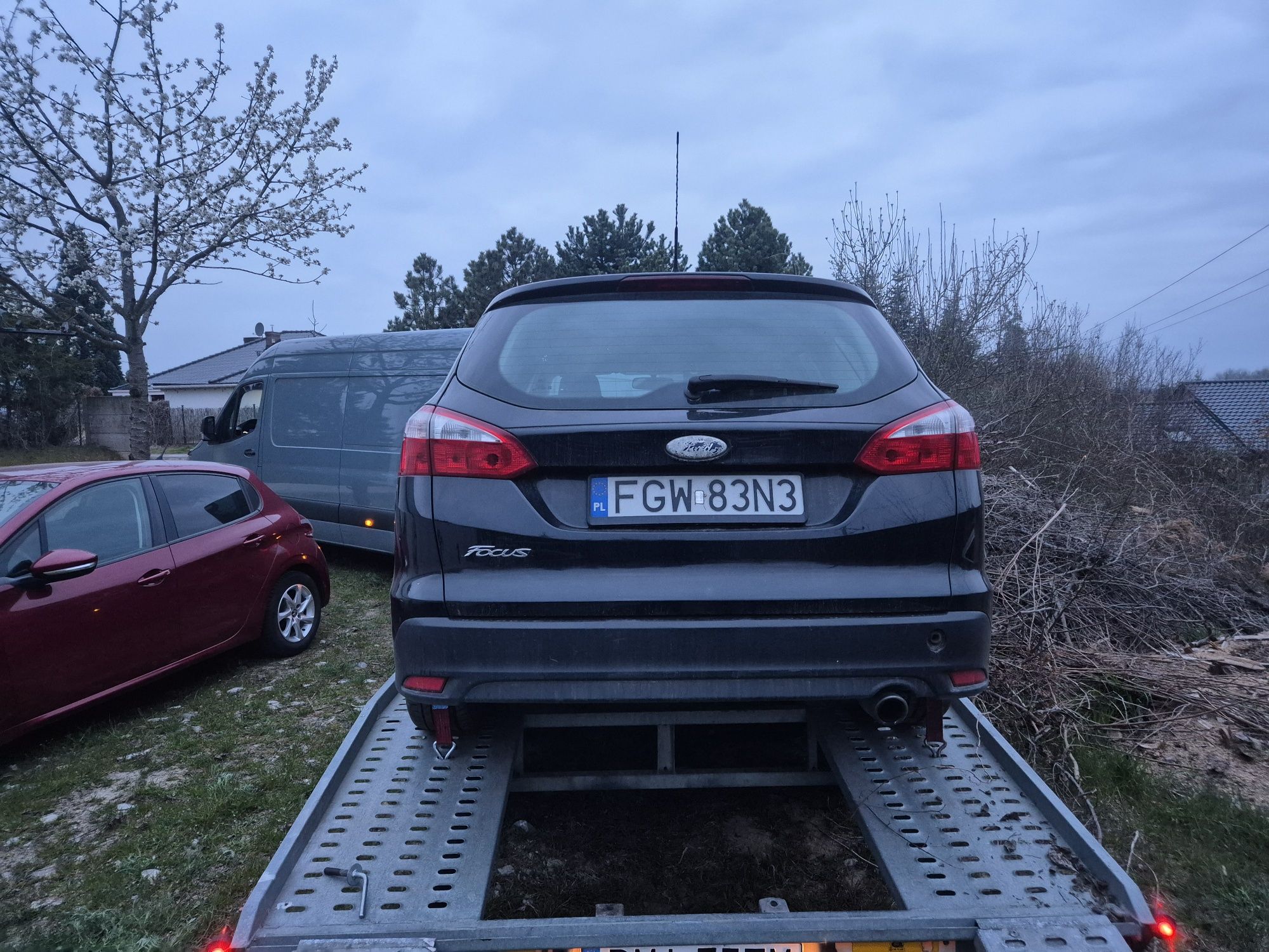FORD FOCUS 2.0 tdci / 2011 rok / automat / uszkodzony