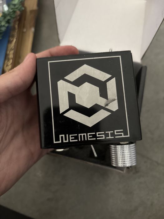 Fonte para tatuar Nemesis