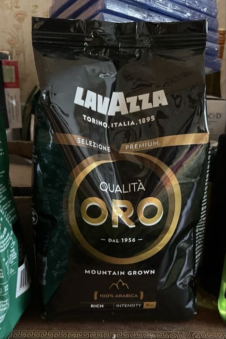 Кава в зернах Lavazza Oro mountan grown 1 kg starbucks