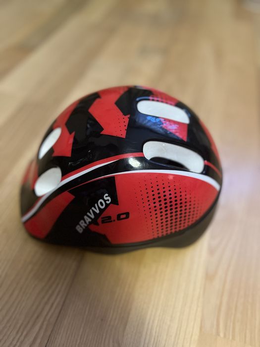 Велосипедний шолом Bravvos 350