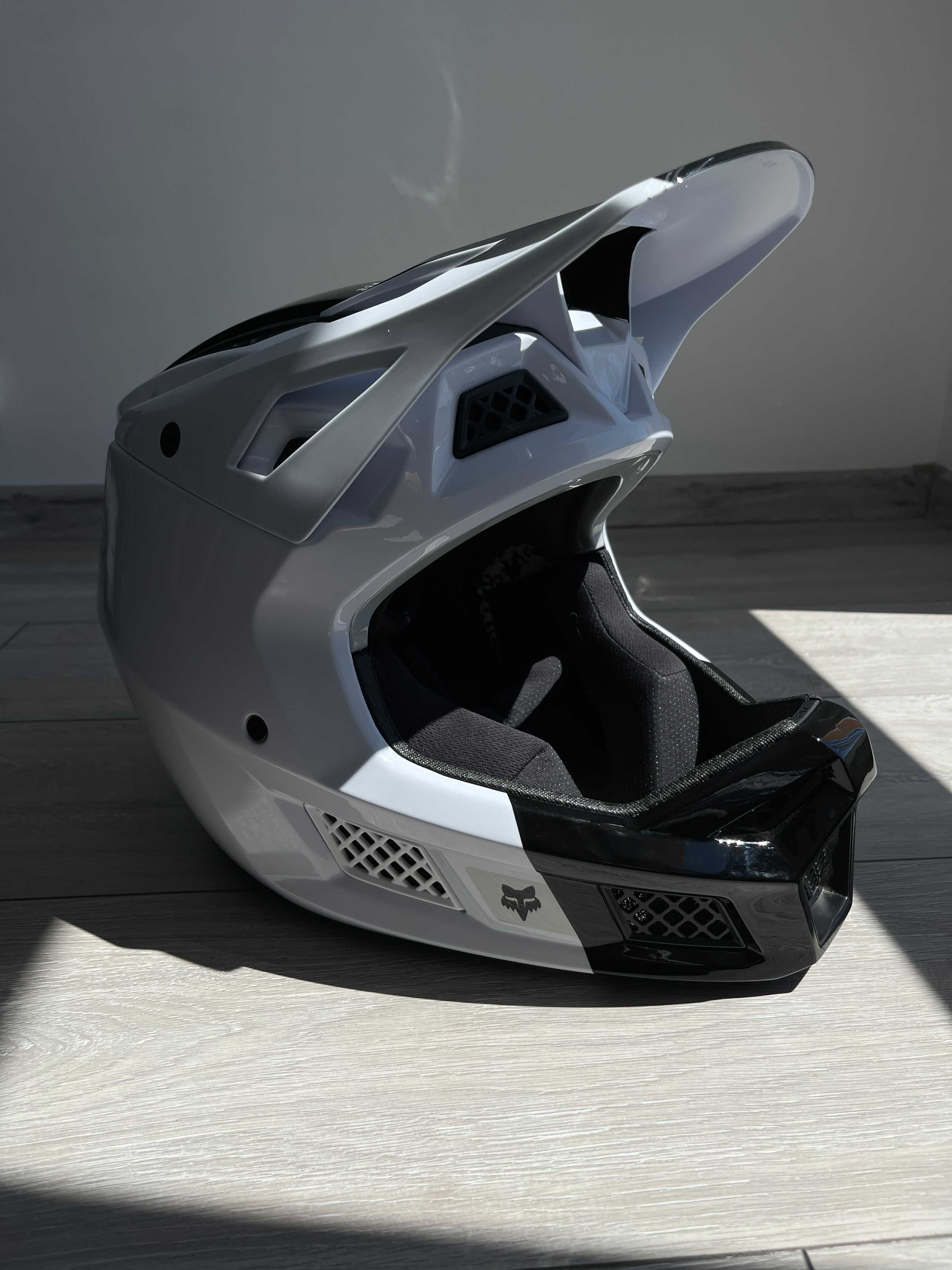 Karbonowy Kask FOX RPC (Rampage Pro Carbon) Intrude L