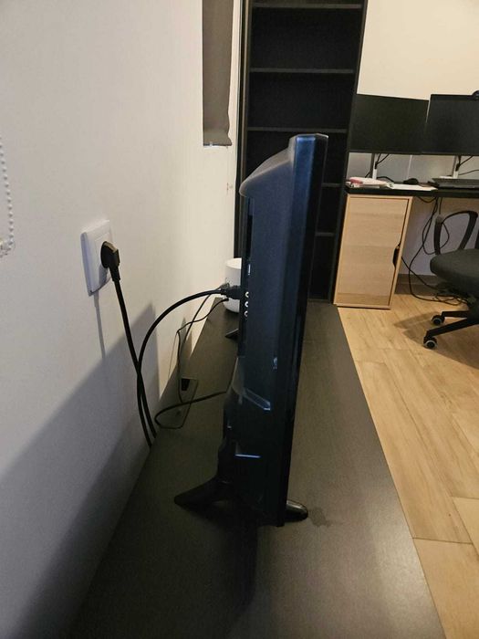 TV KUNFT (LED - 32'' - 81 cm - HD)