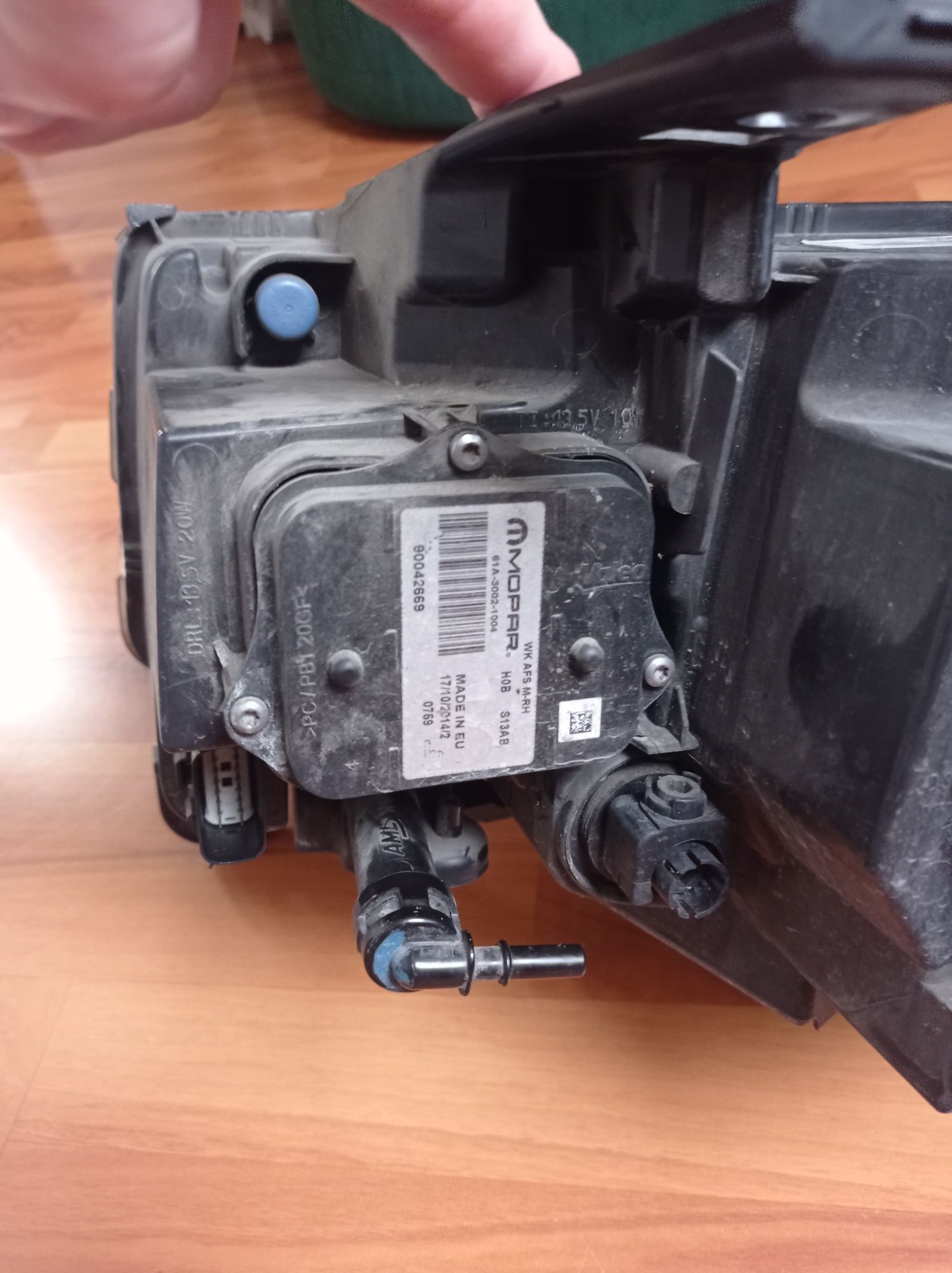 Lampa Prawa Jeep Cherokee LiftWK2