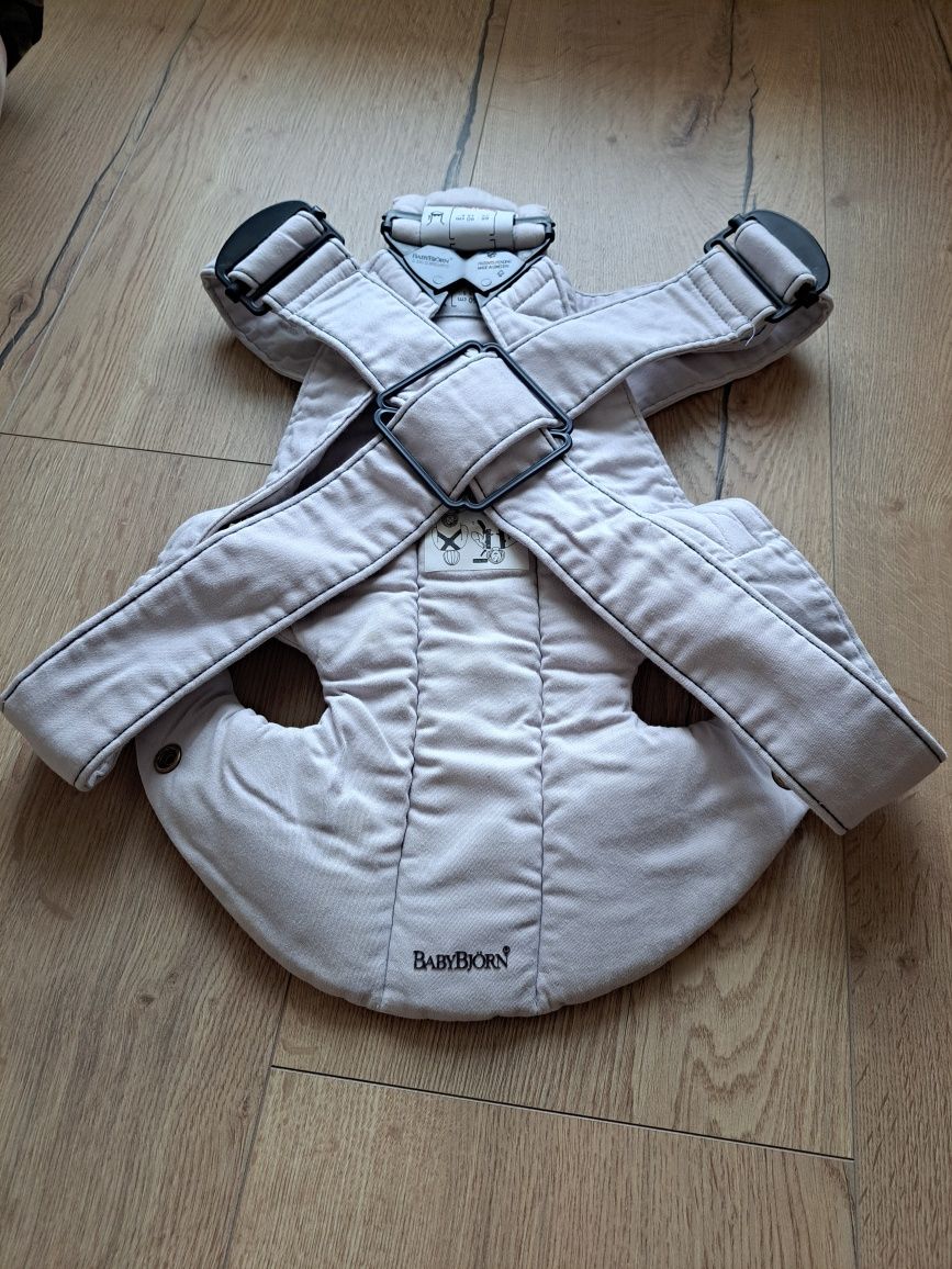 Nosidełko babybjorn