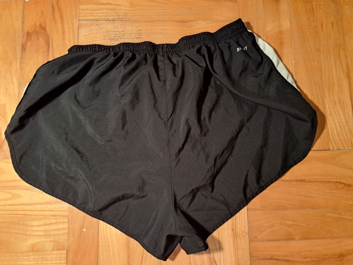 L Nike dry-fit czarne spodenki do biegania