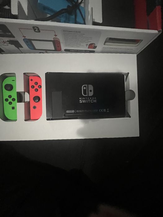 Nintendo switch v1 +256gb 20 jogos