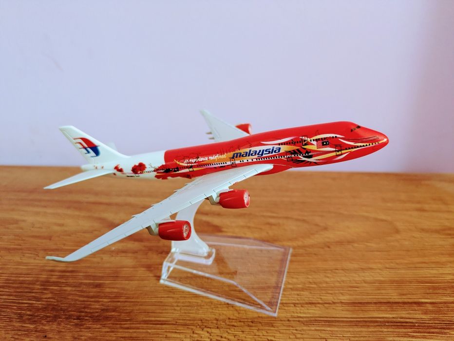 Модель літака Aerobus, Concorde, Boeing нові