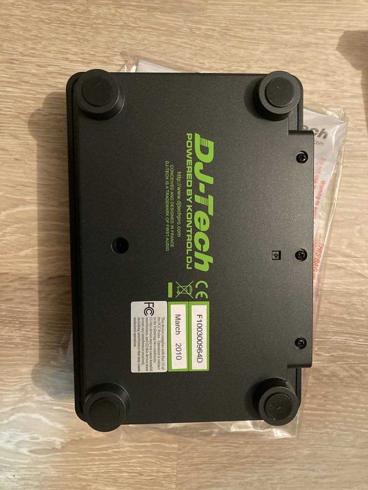 midi контроллер DJ Tech DJM-101