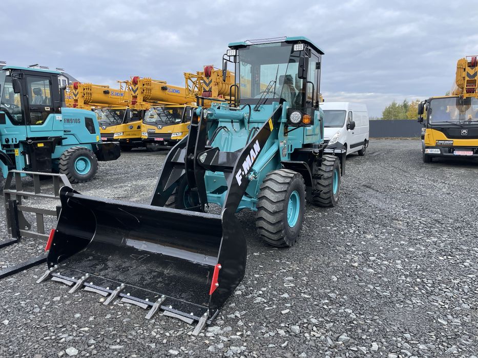 Новий фронтальний навантажувач 1.2 Тон