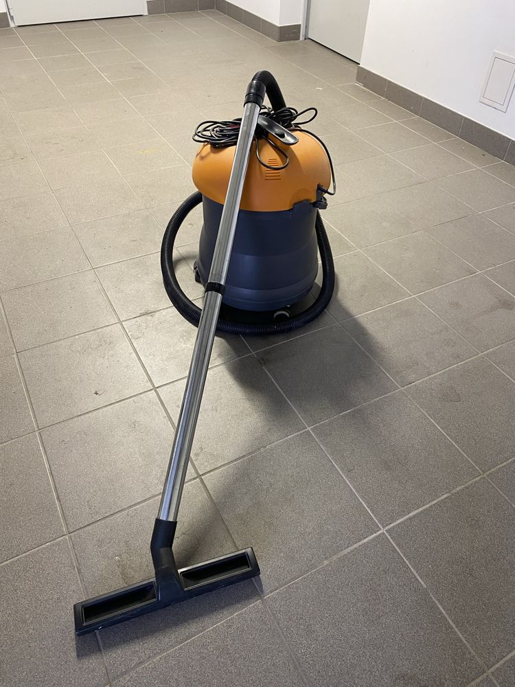Taski Vacumat 12 odkurzacz do pracy na sucho jak i mokro