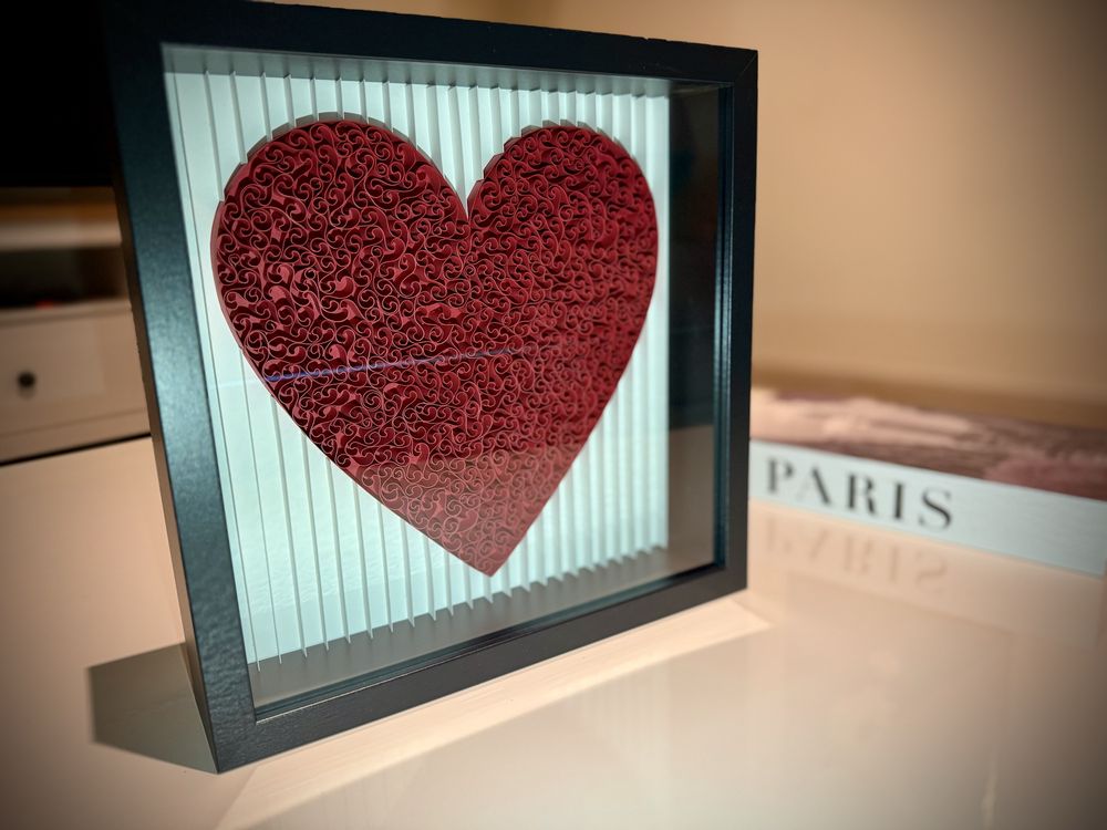 Quadro coração artesanal em quilling