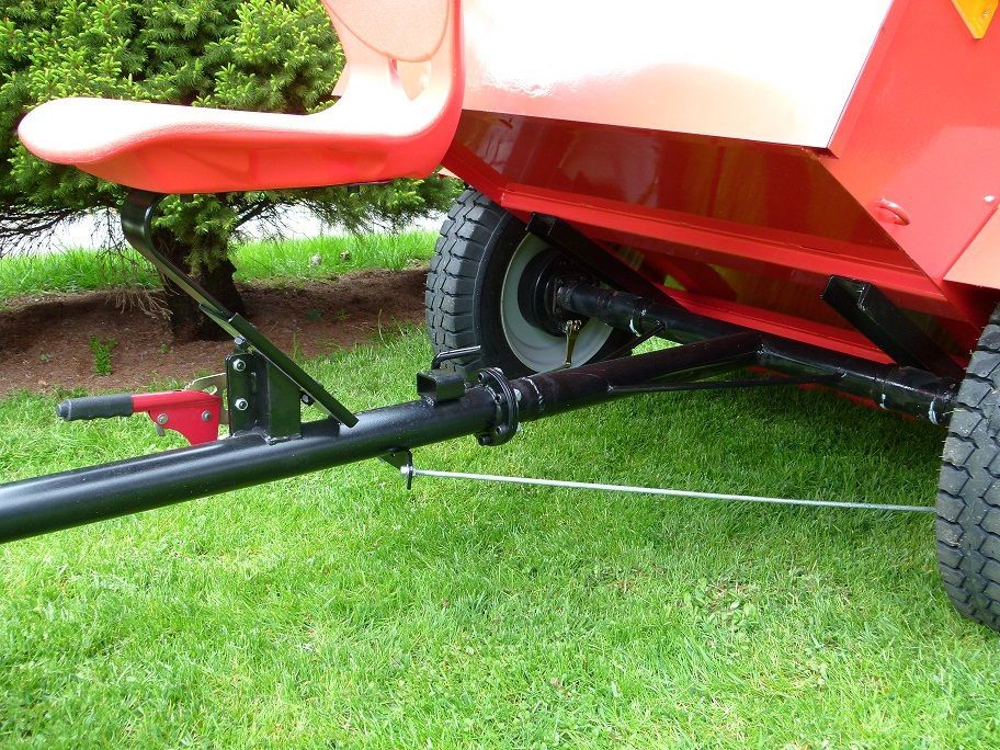 GLEBOGRYZARKA HECHT 7100 Traktorek jednosiowy z przyczepką Dzik