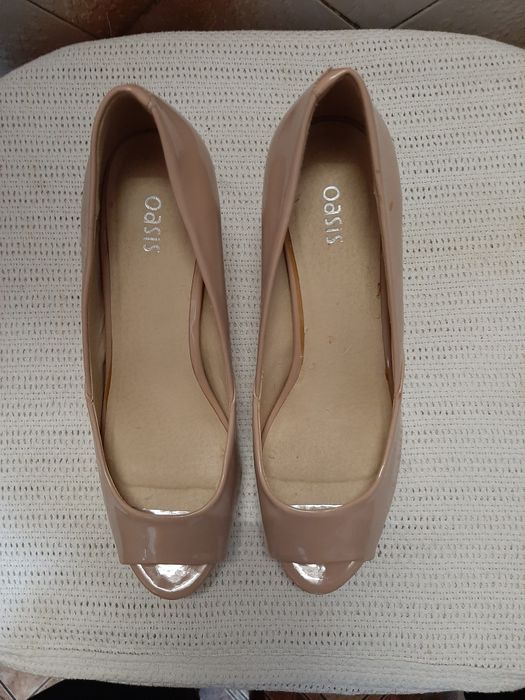 Туфлі жіночі лаковані