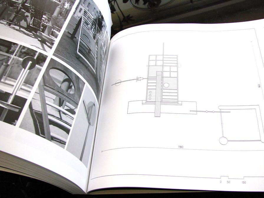 Elementos urbanos: mobiliário e microarquitectura