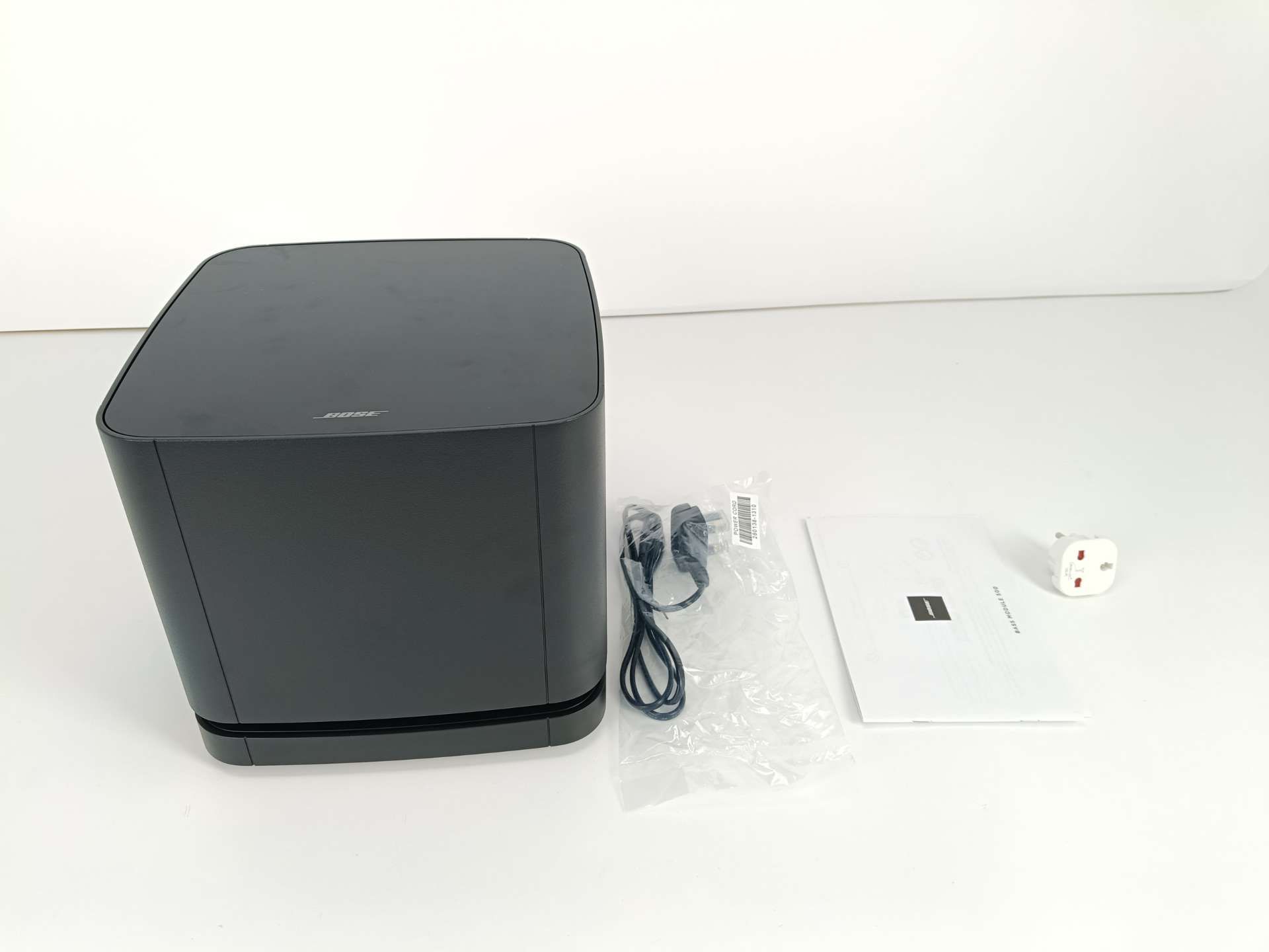 Subwoofer aktywny Głośnik Bose Bass Module 500 czarny