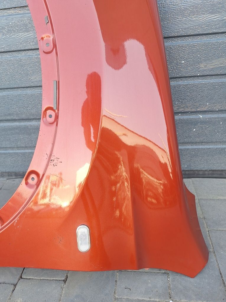 Błotnik przedni lewy Nissan Qashqai J10 przed lift