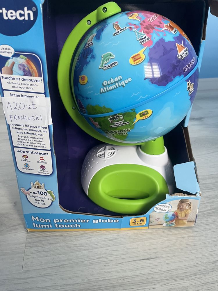 Interaktywny globus Vtech w jezyku francuskim