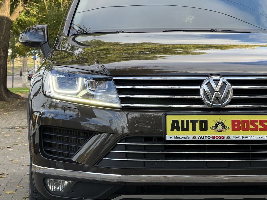 Volkswagen Touareg, 152т.км., цілий, пневмо