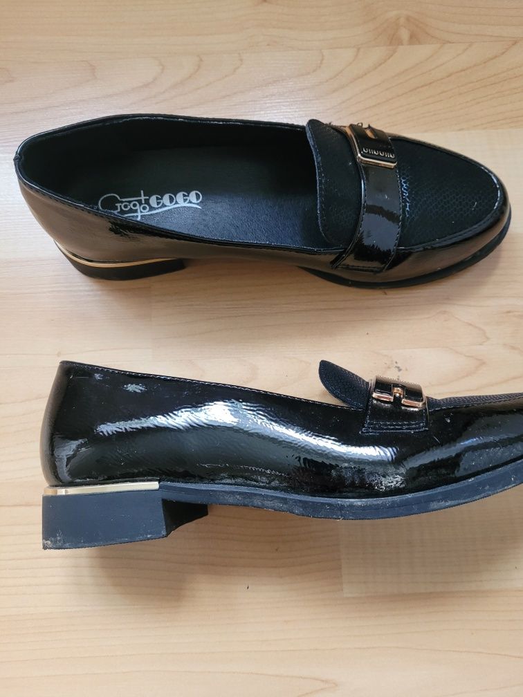Buty damskie typu mokasyny