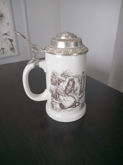 Kufel do piwa biały