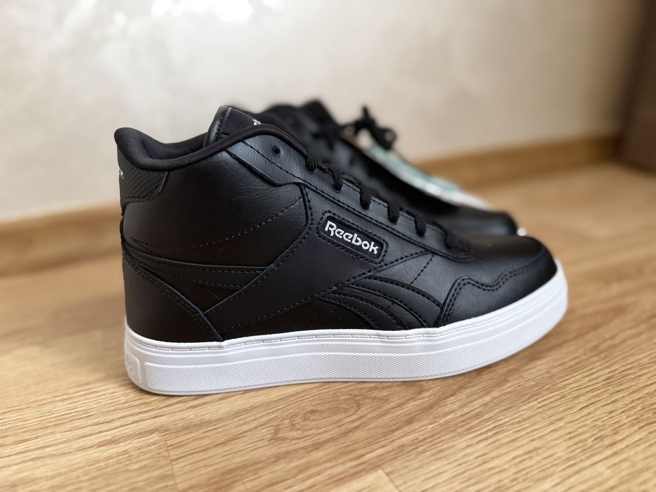 Кросівки хайтопи Reebok шкіряні, нові