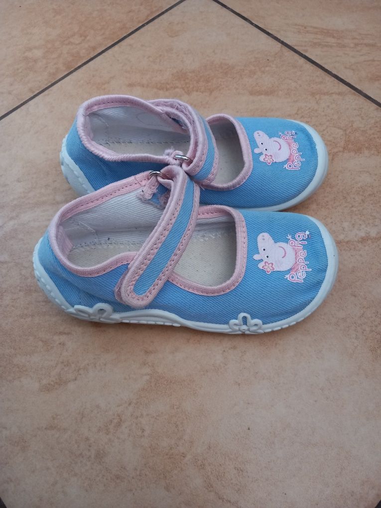 Buty buciki kapcie papcie Peppa Pig Świnka Peppa rozm. 25